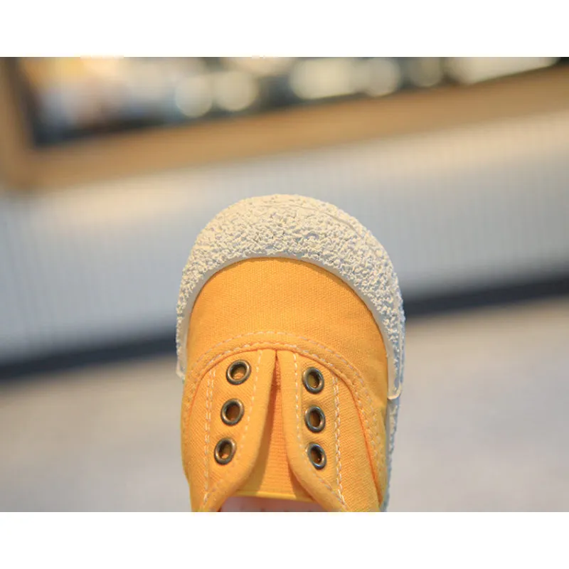 Anti Slip Soft Sole Casual Canvas Shoes