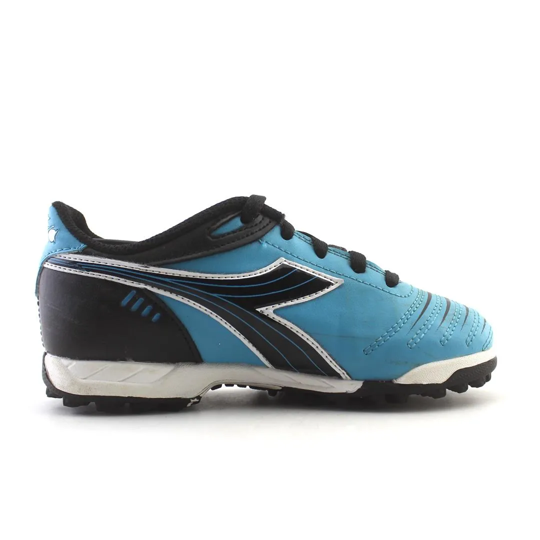 DIADORA INDOOR