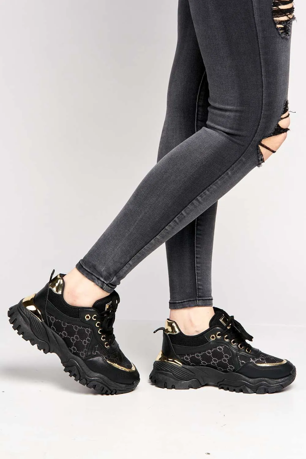 Elle Chunky Sole Logo Trainer in Black