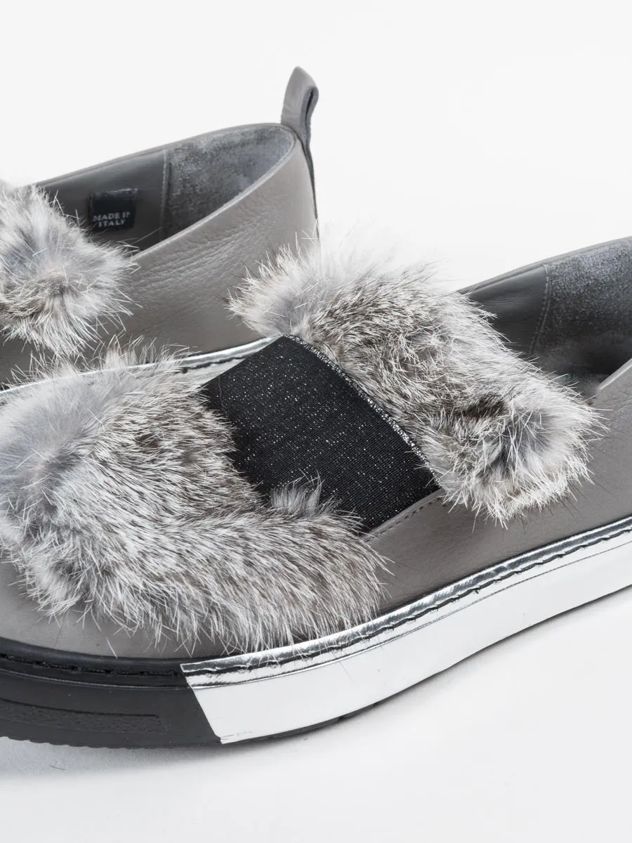 fur sneaker