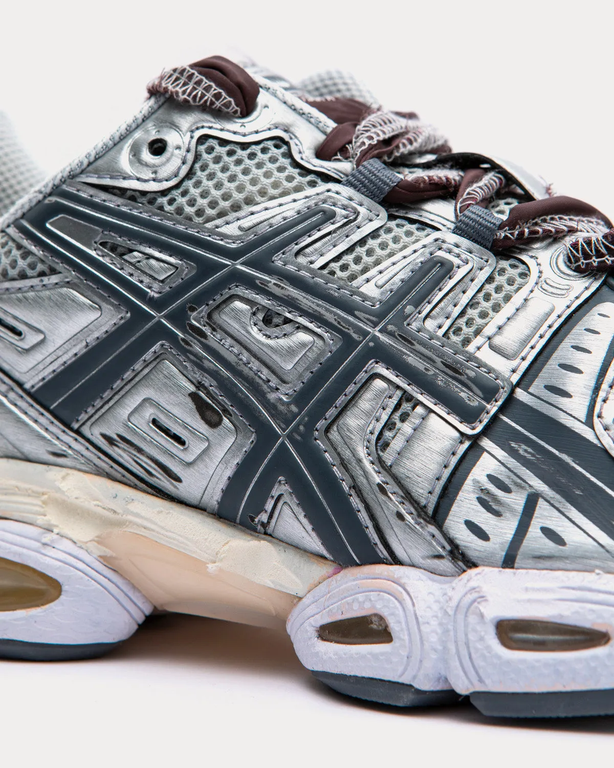 GEL-Nimbus 9 Washed Black / Brown / Silver Low Top Sneakers