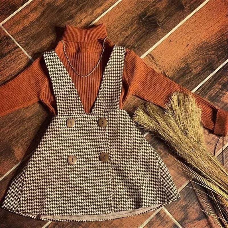 Girl Suspender Skirt Outfit