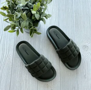 Halsey Slide Sandal • Olive SIZE 5.5