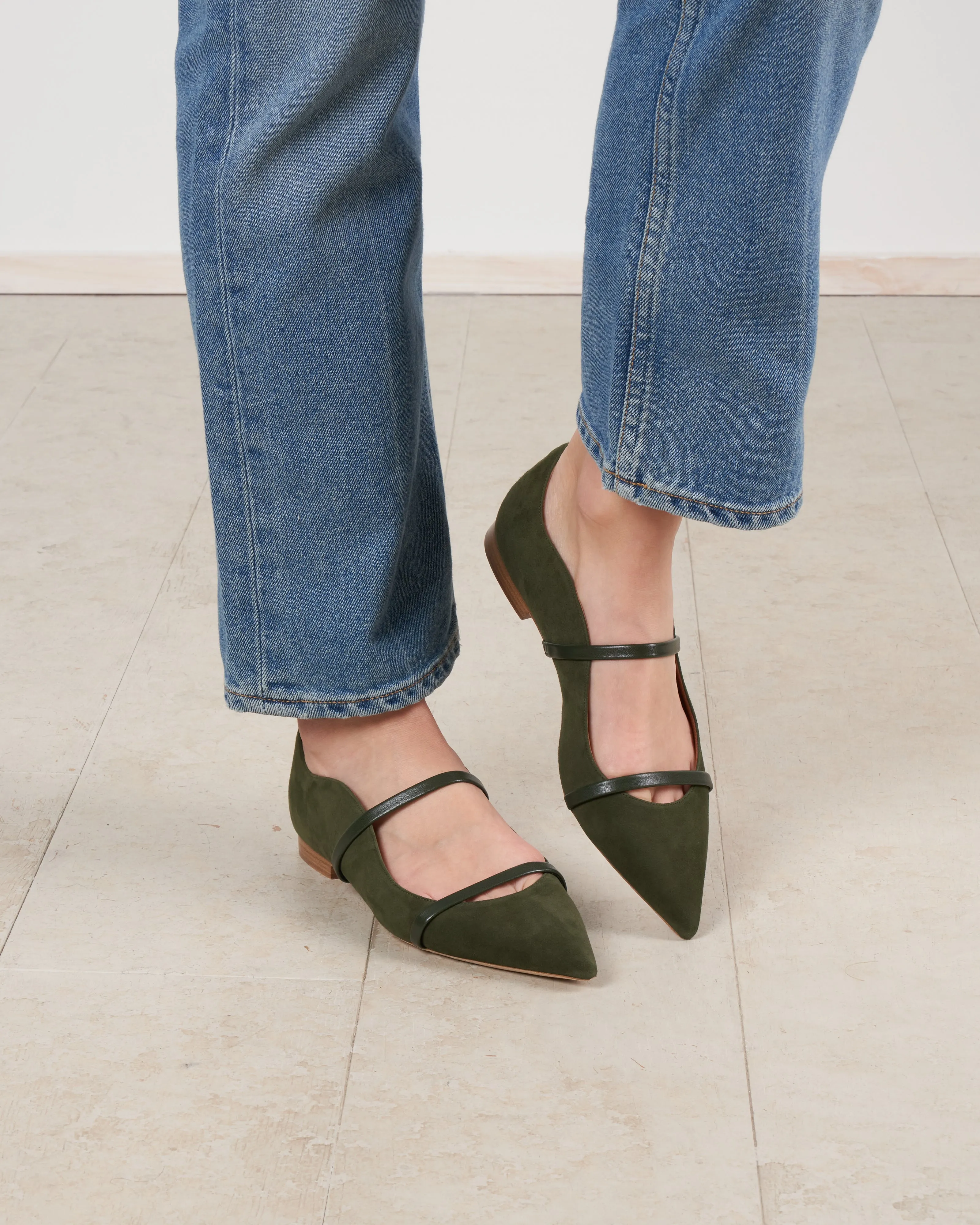 maureen flat - pine