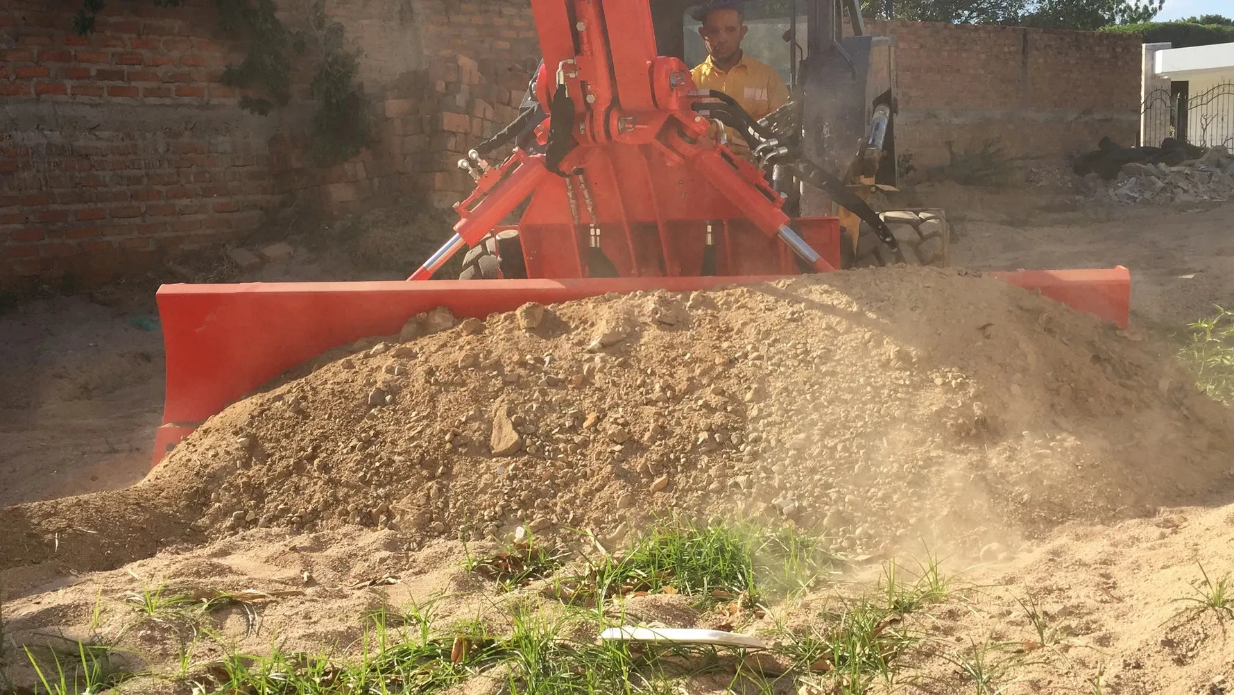 Mazio Dual Grader Dozer | Model GR 220/270 | Automatic LASER Levelling Control System | For Skid Steer