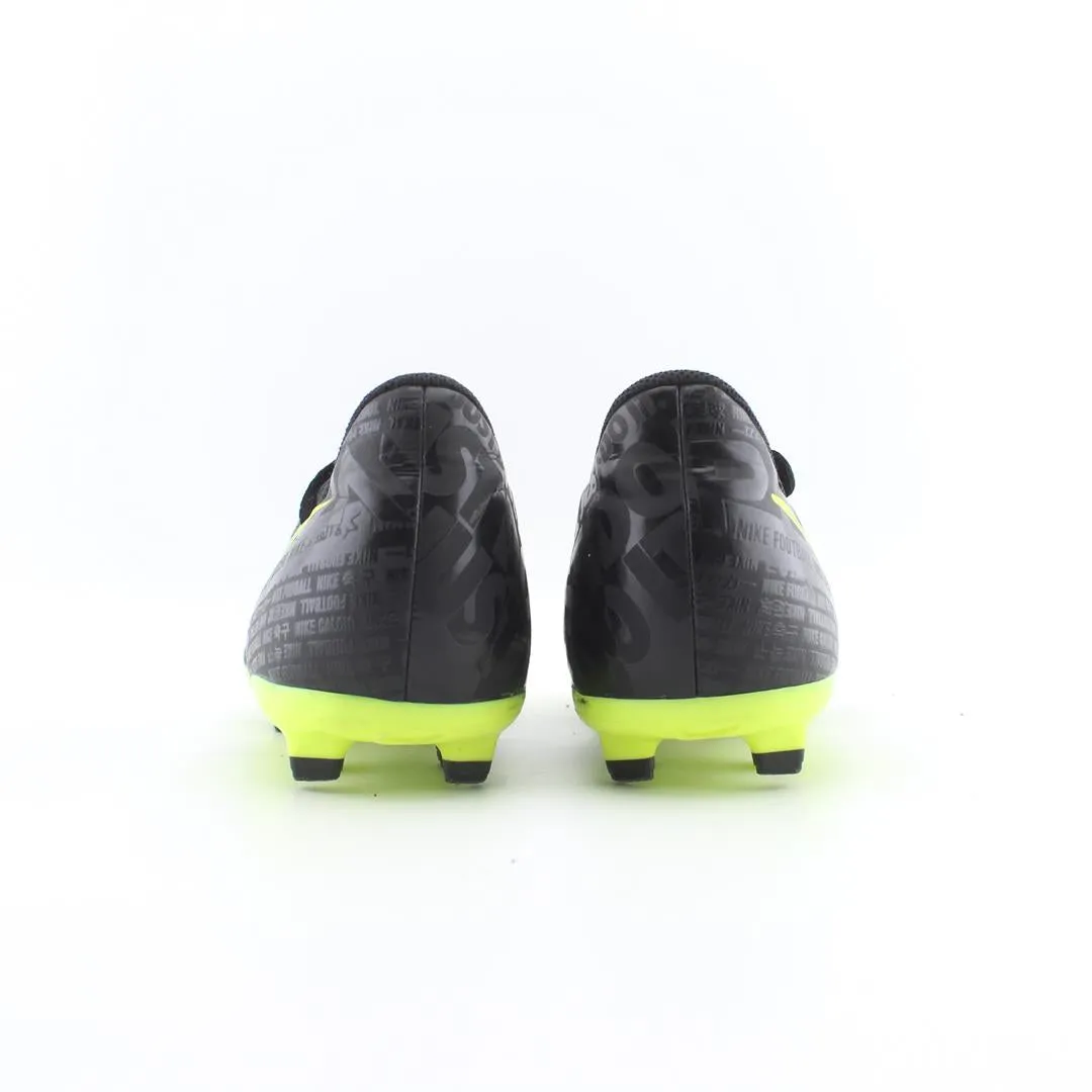 NIKE PHANTOM
