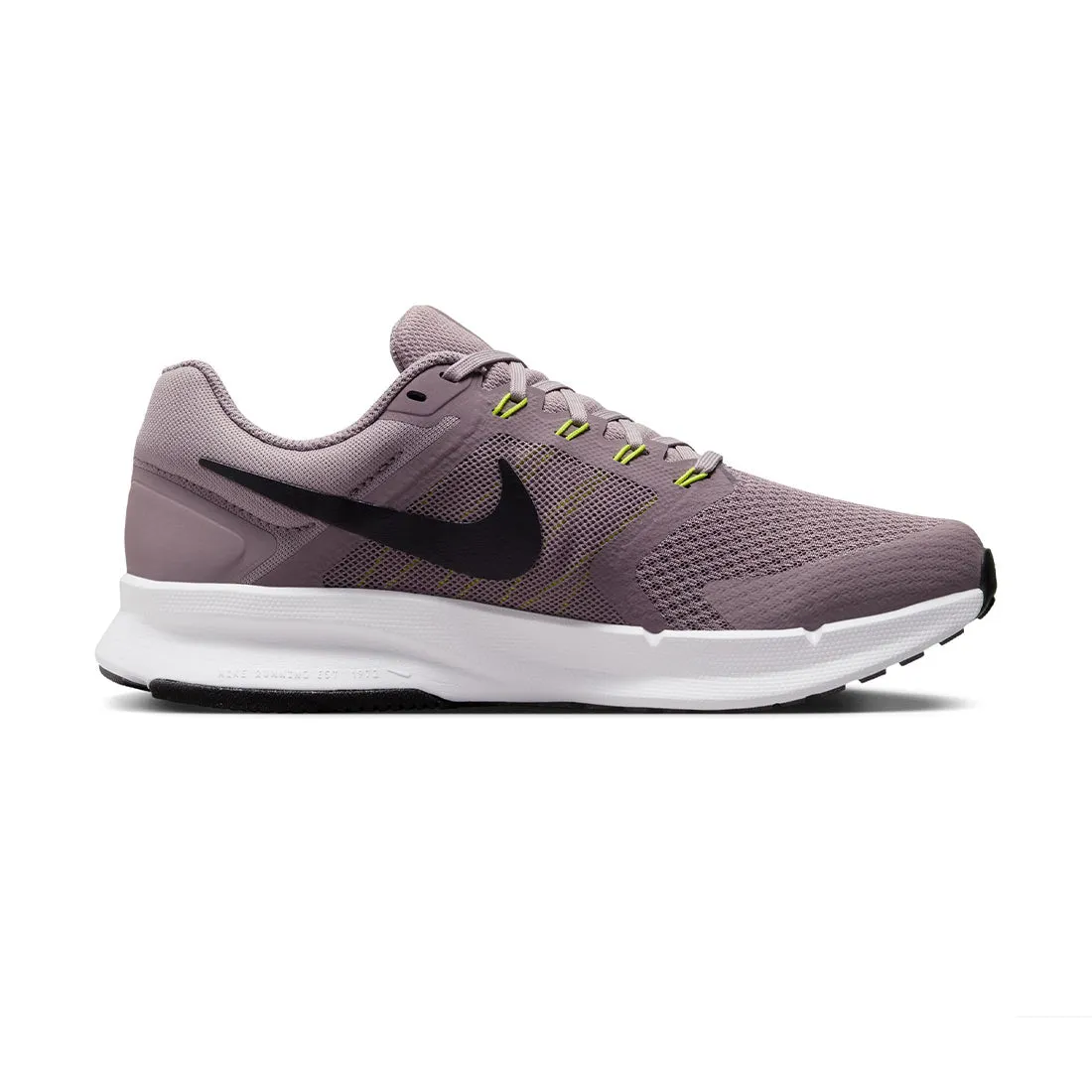 Nike Run Swift 3 Women's Road Running Shoes Brown
