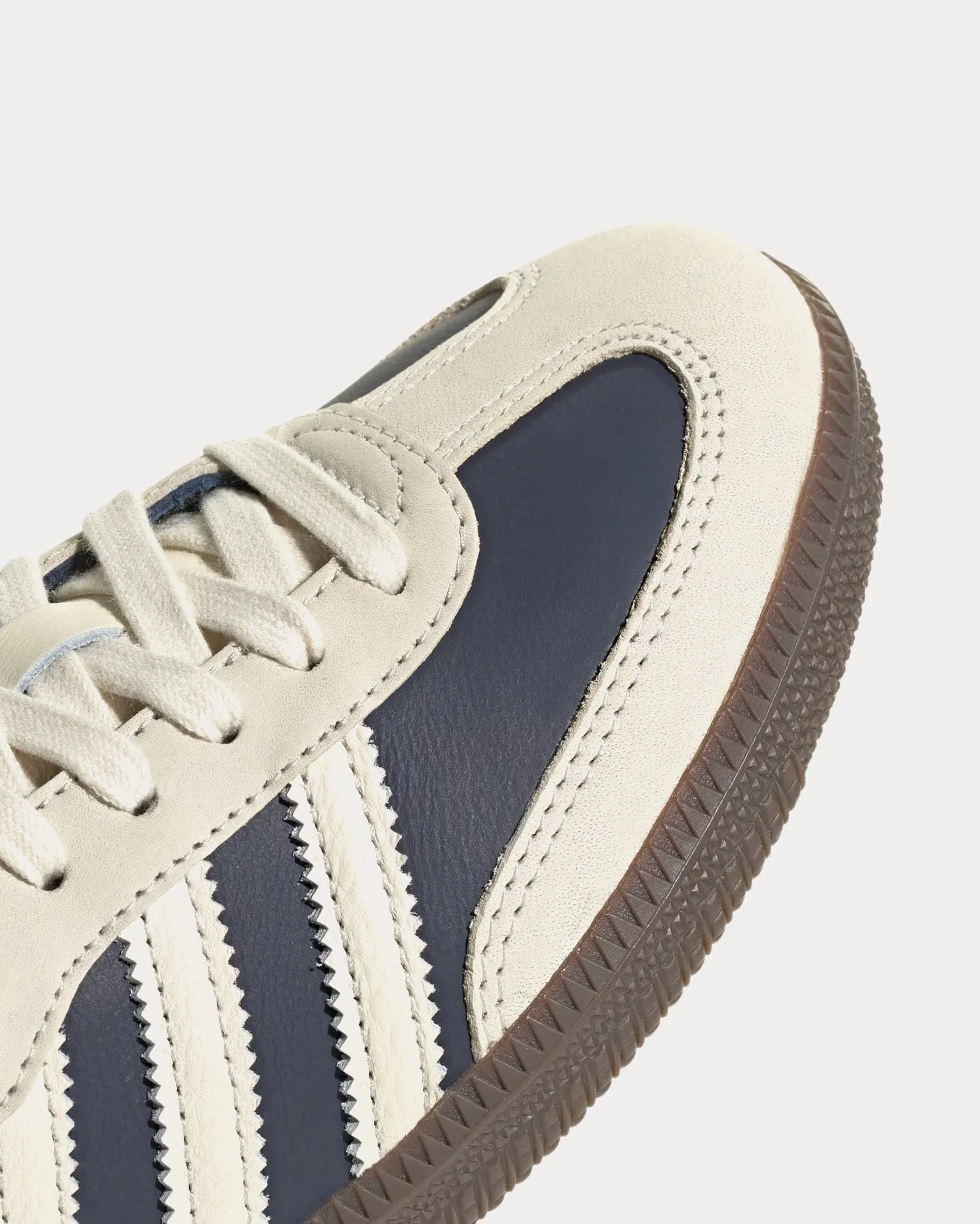 Samba OG Night Indigo / Cream White / Gold Metallic Low Top Sneakers