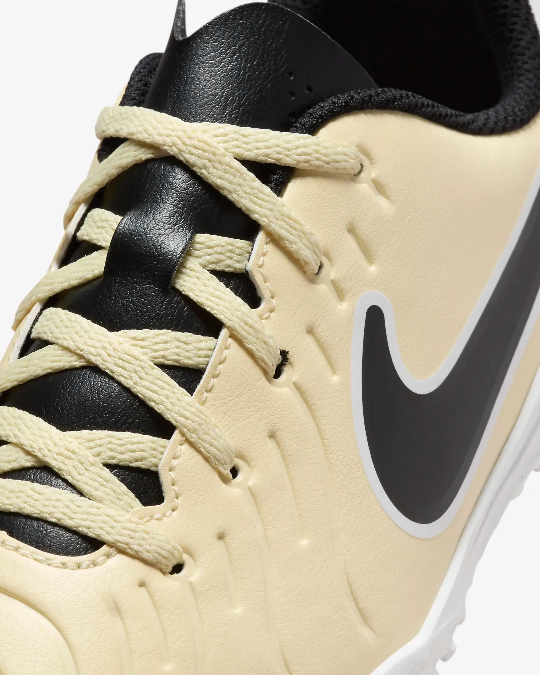 Tiempo Legend 10 Club Turf Low-Top Soccer Shoes