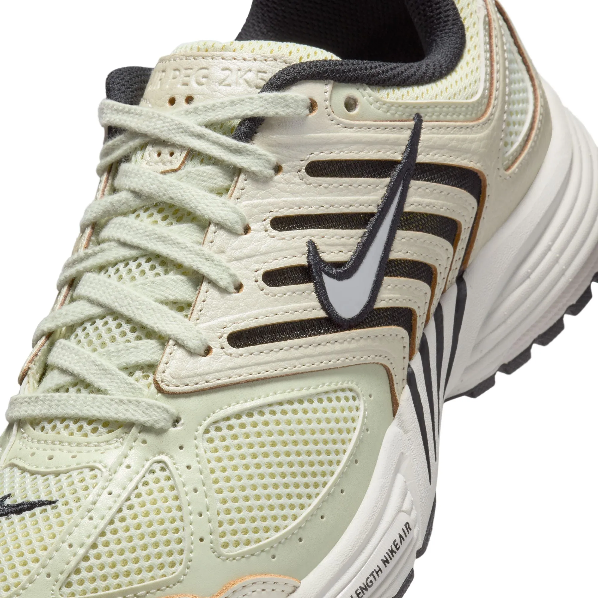 Women's Air Pegasus 2005